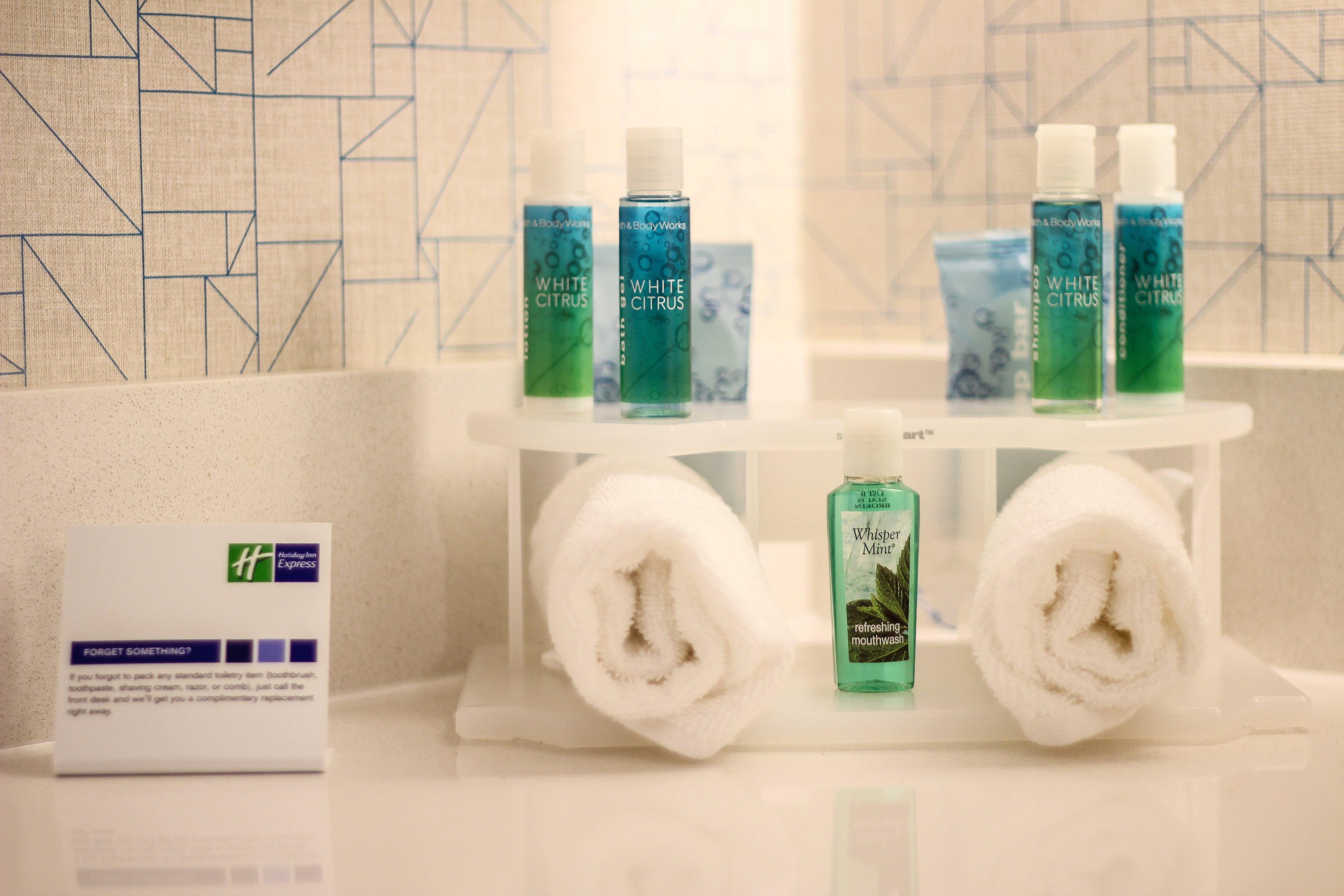 Express & Miami Airport East By Ihg Hotel 3*
