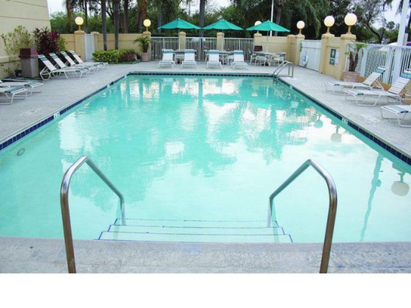 Hotel Express & Miami Airport East By Ihg